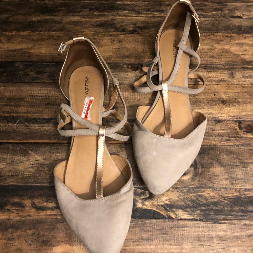 Xhilaration gold/taupe strappy pointed flats
